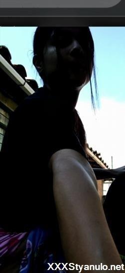 YuliethGomez - Sexy Girl Streams And Touches Herself For Fans [SD]