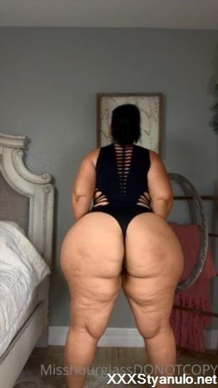 Misshourglass - Fat Ass Mom [SD]