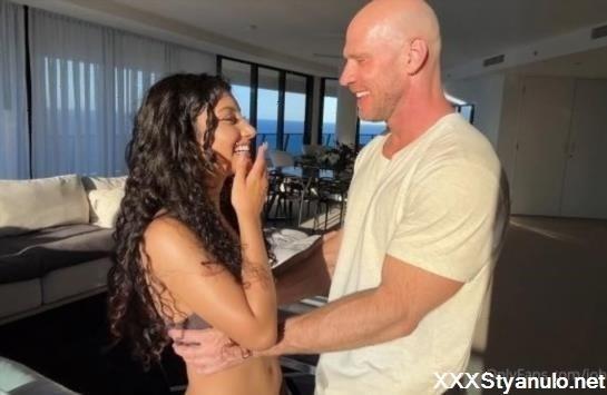 Kiwi Princess - Aka Jasminx, Johnny Sins [FullHD]