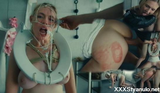 Rebel Rhyder - The Most Beautiful Toilet Pet In The World [SD]