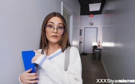 Juniper Ren - Stress Reliever On Campus [SD]