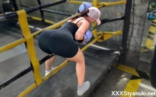 Well Ass - Fresh Meat At My Gym,I Have To Fuck That Bubble Butt Fit Girl [FullHD]