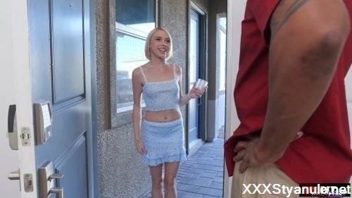 Aurora Vixen - Helpful Neighbor [FullHD]