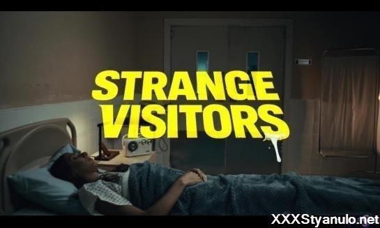 Aria Sloane, Leana Lovings - Strange Visitors [FullHD]