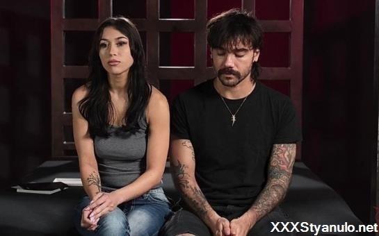 Alexa Chains - Complete And Total Control [SD]