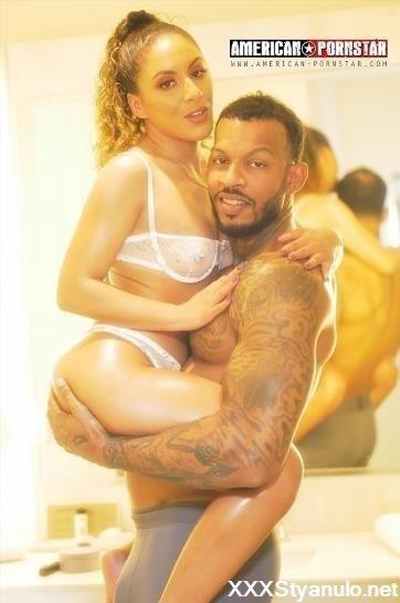 Liv Revamped - Petite Freak Maximum Meat [FullHD]