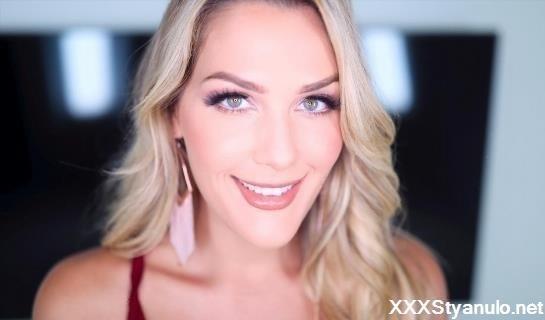 Savvy Suxx - Amateur Allure Introduces Savvy Suxx, A Beautiful Blonde Loves It When A Guy Uses Her Mouth [FullHD]