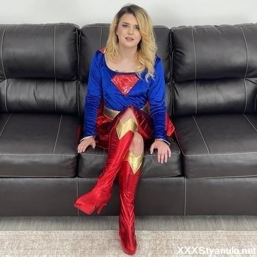 Dez Hansen - Interviews As Spectacular Girl Super Hero [SD]