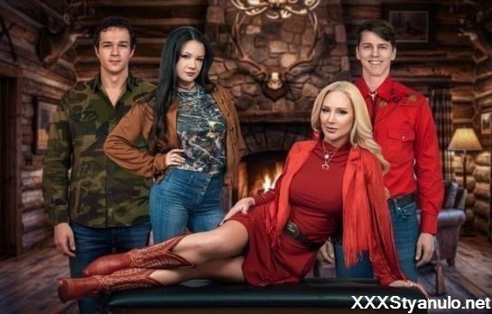 Alison Rey, Alexis Malone - Four-Way 69 - The Hunting Moms [SD]