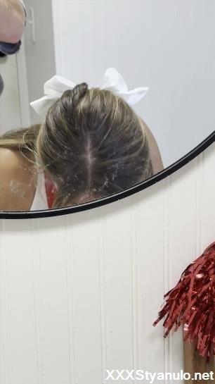 Jess Cromwell - Cheerleader Wants A Quickie Before The Halloween Party [SD]