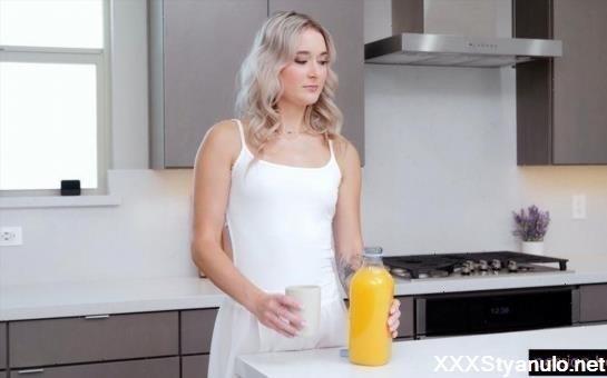 Thea Summers - Massage Surprise [SD]