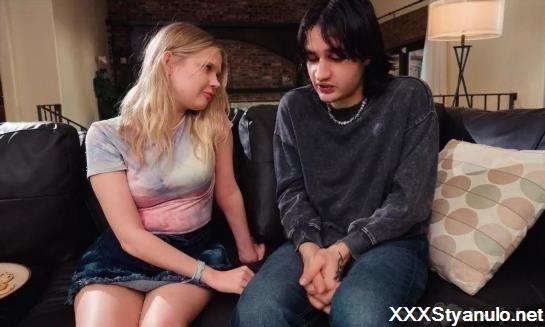 Coco Lovelock - Her Dick Sucking Reputation Is Growing [SD]