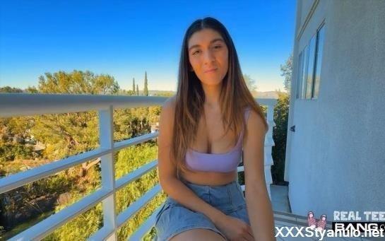 Aubry Babcock - Idaho Teen With Big Boobs Aubry Babcocks Banged Outdoors [SD]