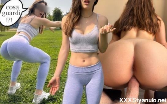 Yoginiii - I Taught A Beautiful Girl To Squat [FullHD]