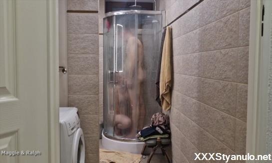 Maggie, Ralph - I Was Extreme Horny So I Got Into My Stepdads Shower [FullHD]