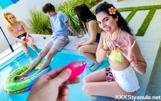 Angel Gostosa - This Vibrator Only Makes Me Yearn For Your Cock Even More [FullHD]