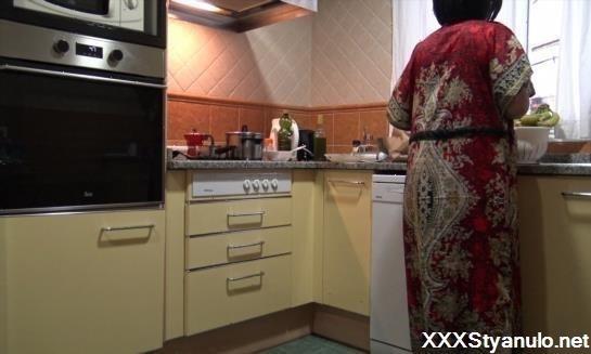 Horny Kinky Mom - Horny Stepmom Tells Stepson To Lick Her Pussy In The Kitchen [FullHD]
