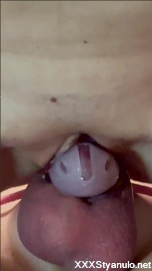 MrsVictoria - My Pussy Made Him Cum Through His Chastity - Ruined Orgasm [SD]