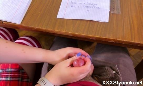 MarshmallowSweet - Innocent Schoolgirl Jerking Him Off In Math Class Under The Table And Was Deceived. At School [FullHD]