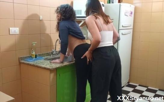Latin Queen - My Married Neighbor Visits Me Almost Every Day And We Always End Up Like This [FullHD]